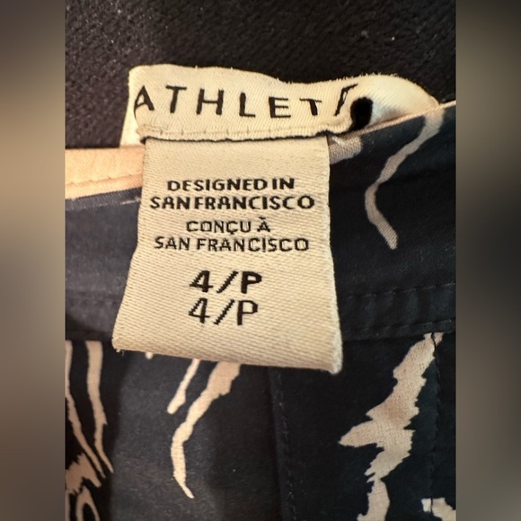 ATHLETA 4 PETITE Vienna Straight Leg Navy Print Cargo Stretch Center Seam Pocket - Picture 9 of 14